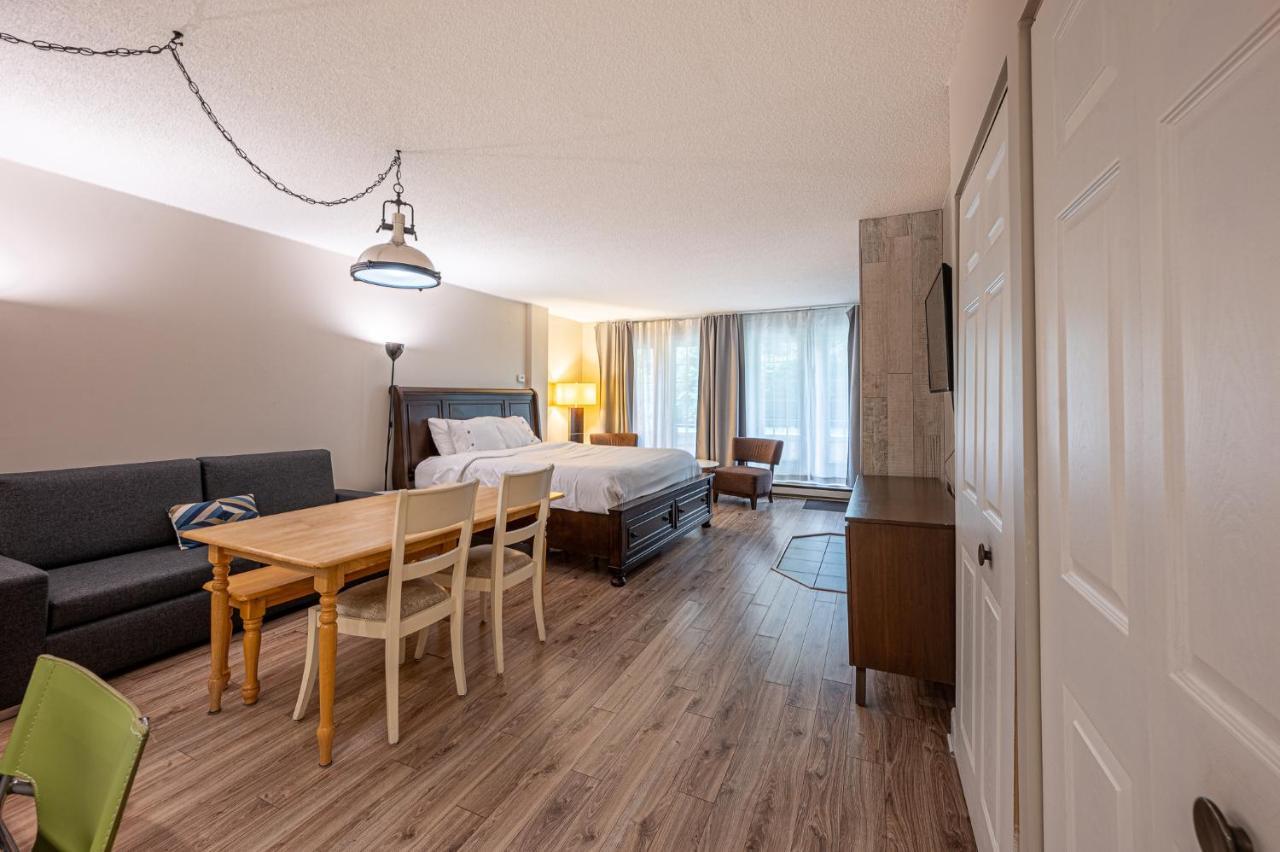 Le Domaine Chambre D'Hotel A Saint-Sauveur-des-Monts Buitenkant foto