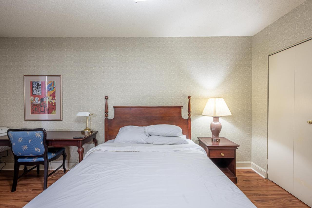 Le Domaine Chambre D'Hotel A Saint-Sauveur-des-Monts Buitenkant foto