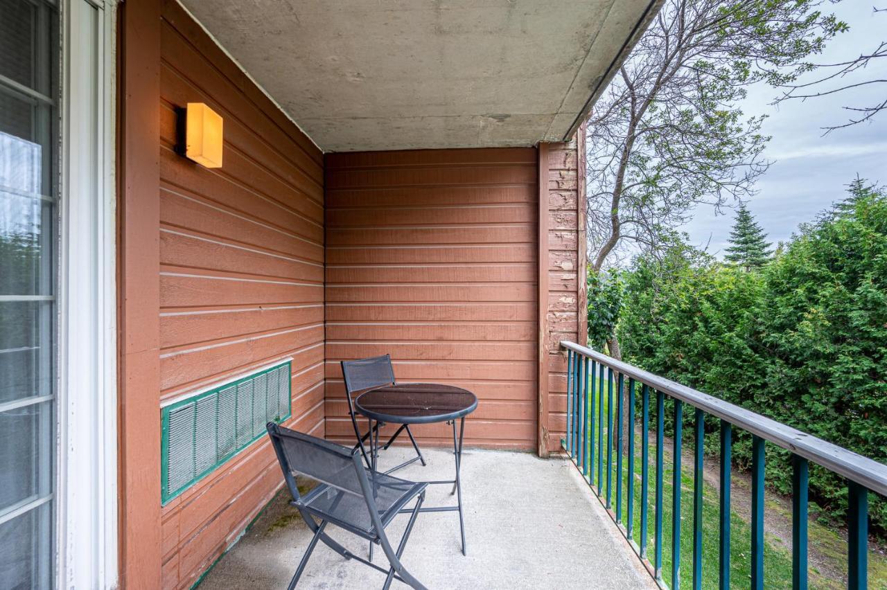 Le Domaine Chambre D'Hotel A Saint-Sauveur-des-Monts Buitenkant foto