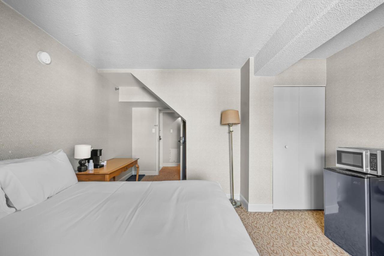 Le Domaine Chambre D'Hotel A Saint-Sauveur-des-Monts Buitenkant foto
