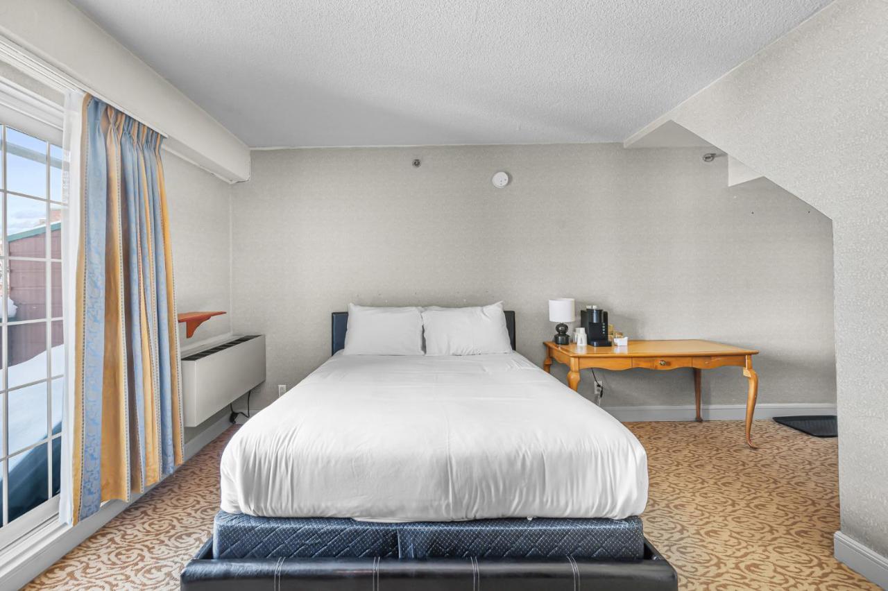 Le Domaine Chambre D'Hotel A Saint-Sauveur-des-Monts Buitenkant foto