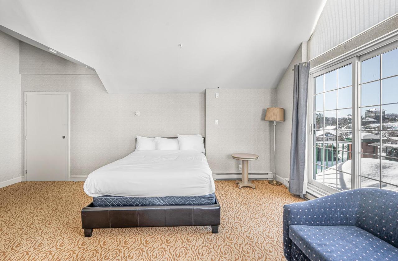 Le Domaine Chambre D'Hotel A Saint-Sauveur-des-Monts Buitenkant foto
