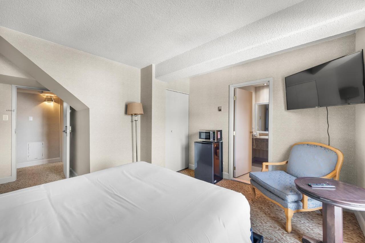 Le Domaine Chambre D'Hotel A Saint-Sauveur-des-Monts Buitenkant foto