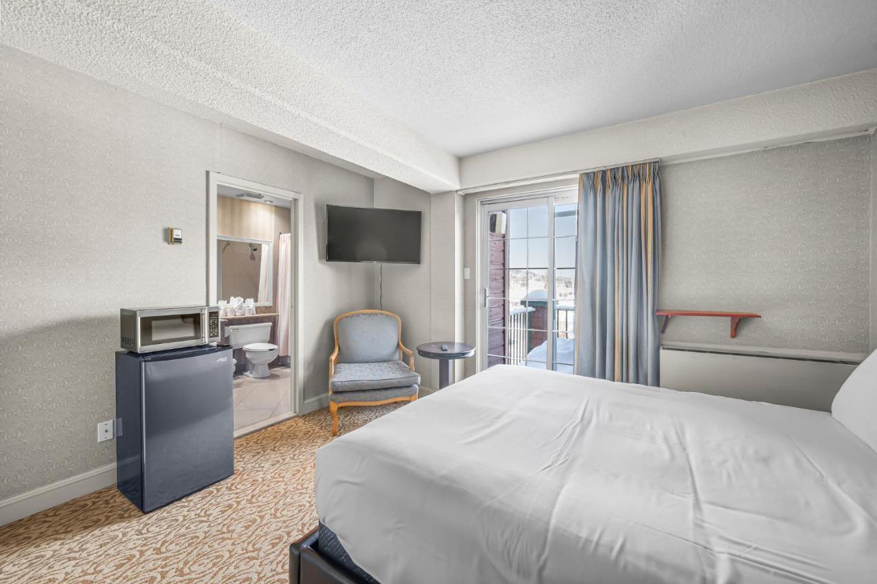 Le Domaine Chambre D'Hotel A Saint-Sauveur-des-Monts Buitenkant foto