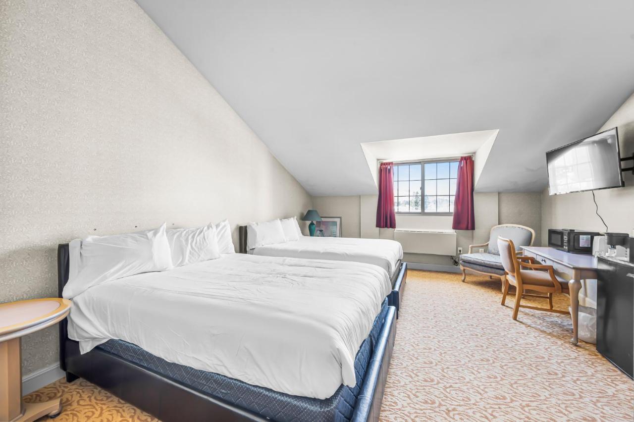 Le Domaine Chambre D'Hotel A Saint-Sauveur-des-Monts Buitenkant foto